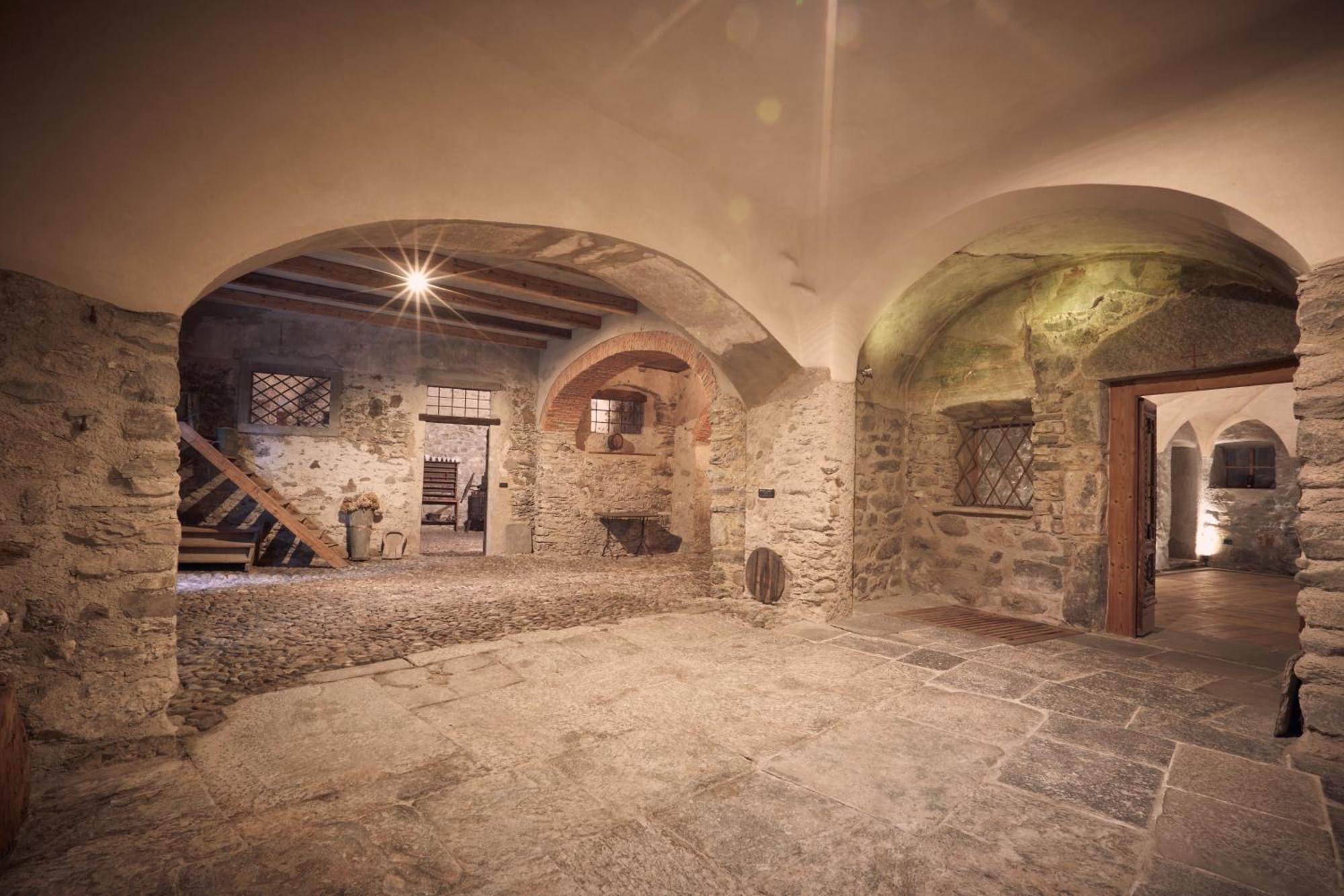 Bed and Breakfast Le Corti Dei Sassi à Berbenno di Valtellina Extérieur photo