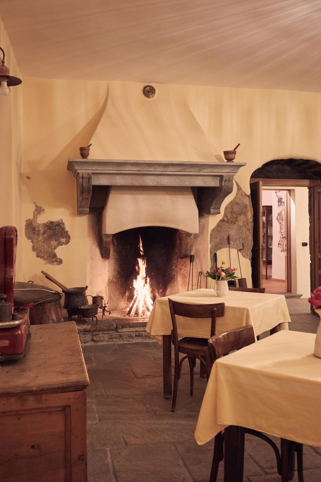 Bed and Breakfast Le Corti Dei Sassi à Berbenno di Valtellina Extérieur photo
